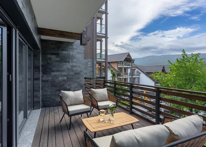 Obroncow Pokoju 4 Apartment *