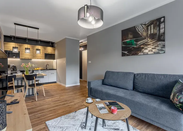 Obroncow Pokoju 4 Apartment